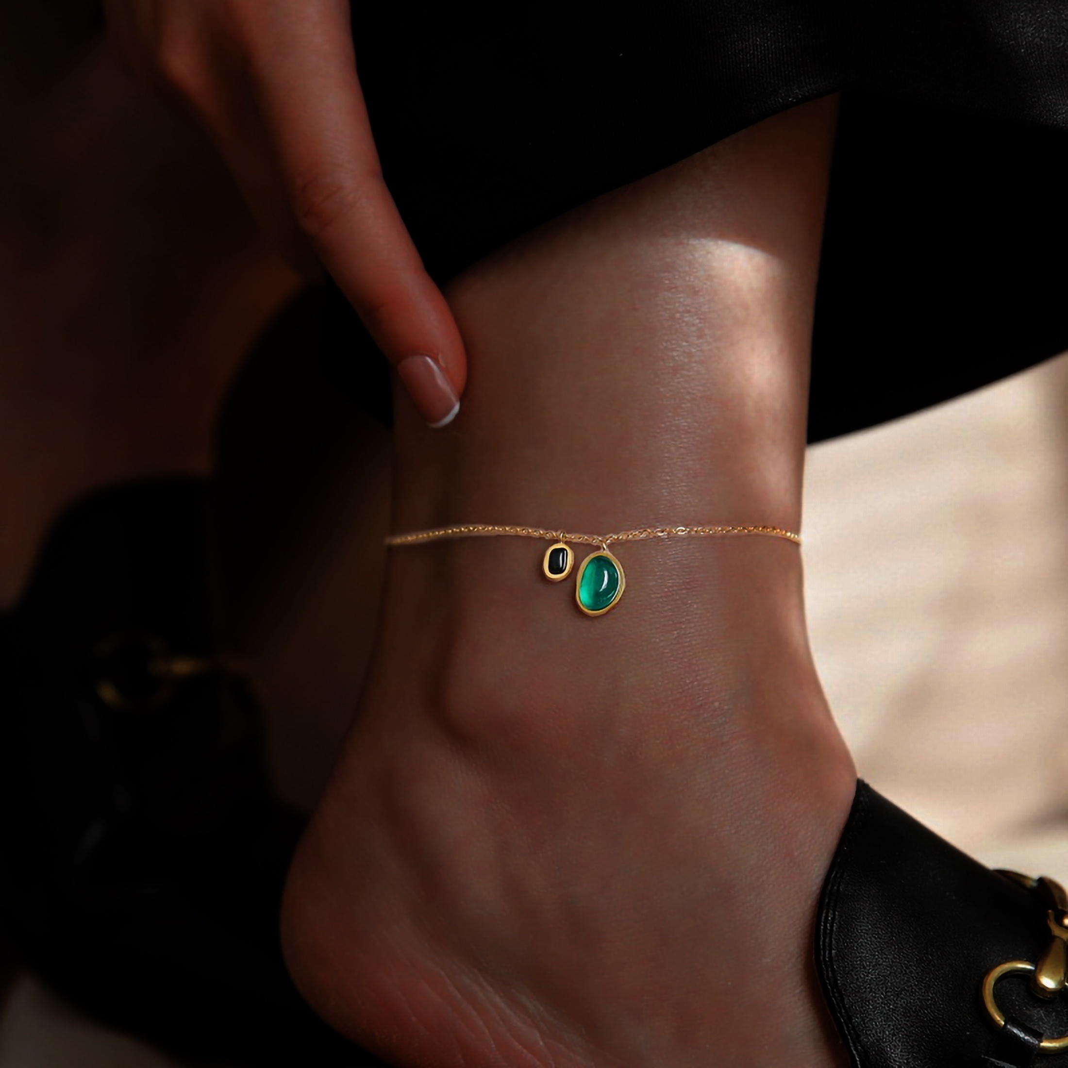 

Green Faux Gems Pendant Thin Chain Anklet Simple Style Ankle Bracelet For Women Girls