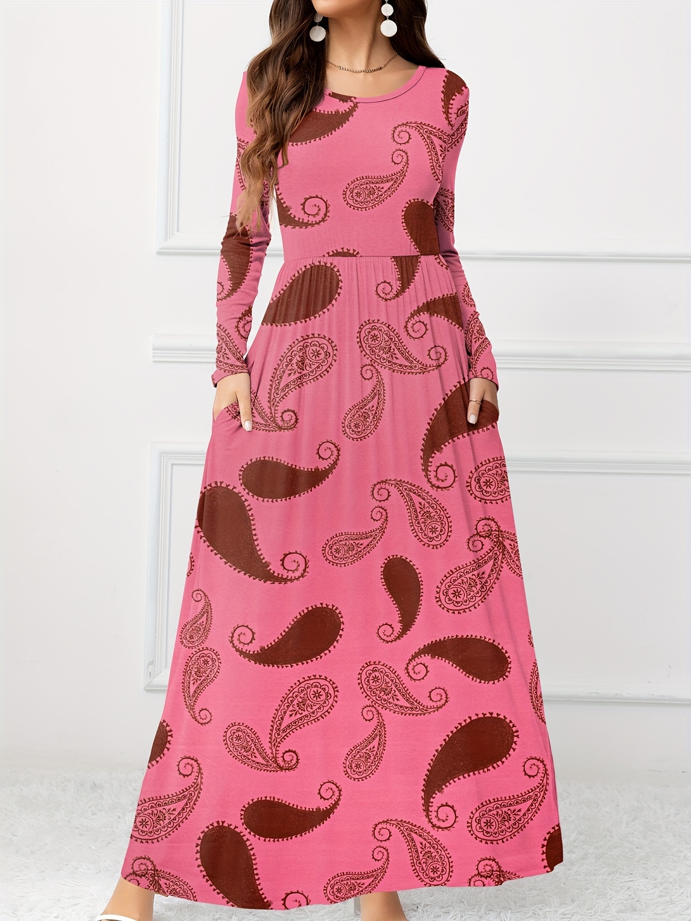 Split Neck Paisley Print Dress