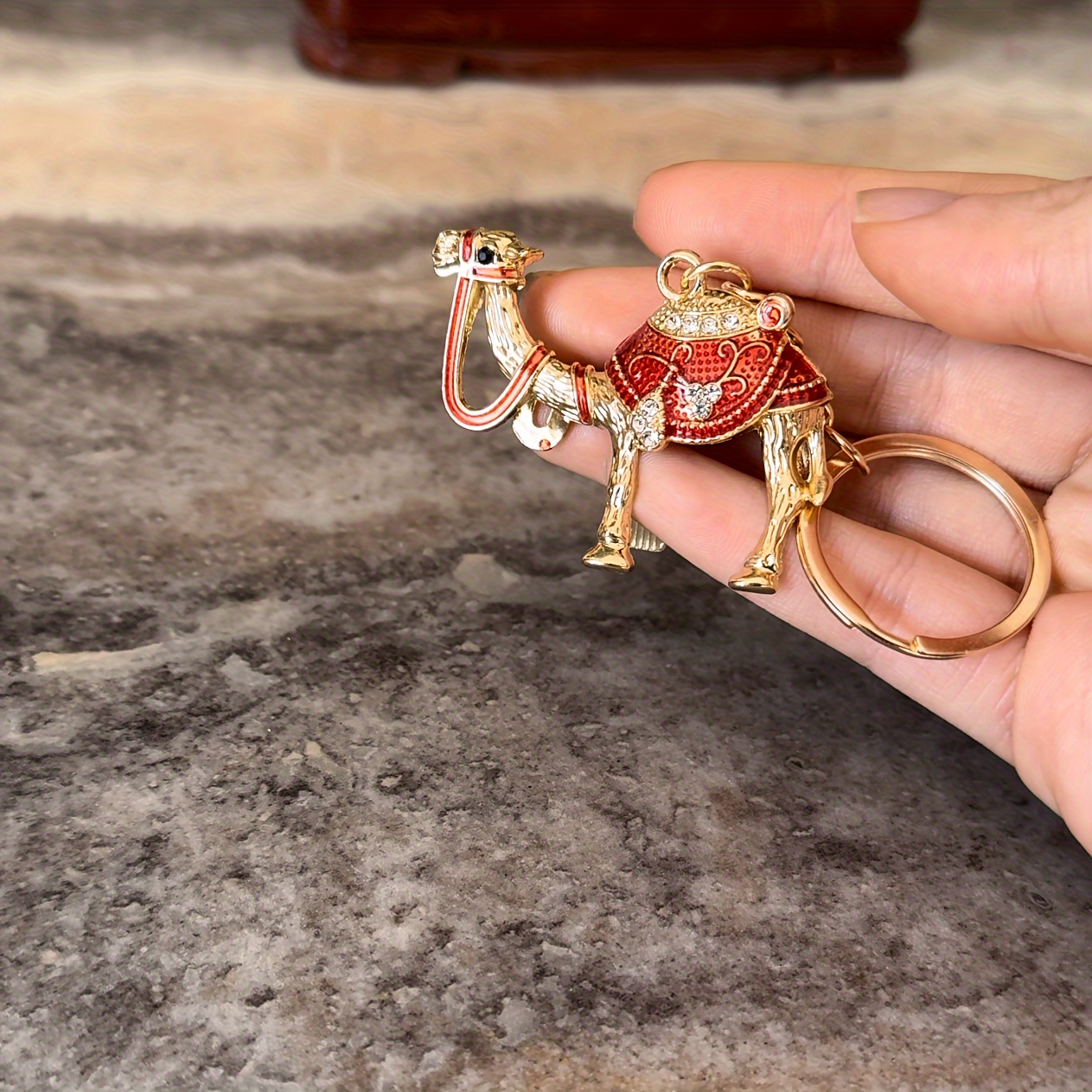 Adorable Vintage Premium Painted Camel Anhänger Schlüsselanhänger
