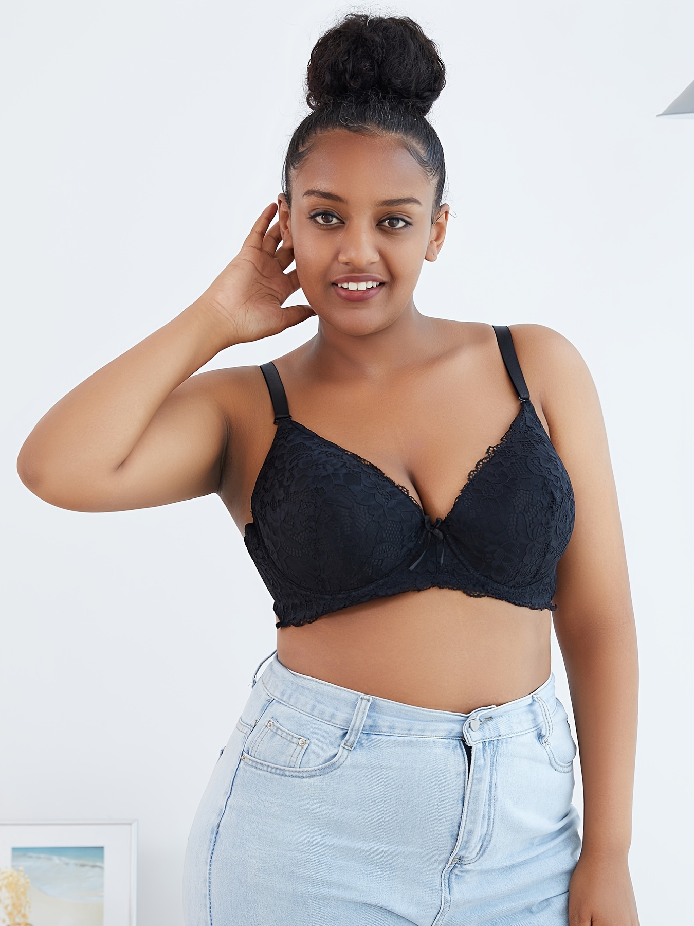 Bra Women's Plus Contrast Lace Bow Detail Full Coverage Solid Bra