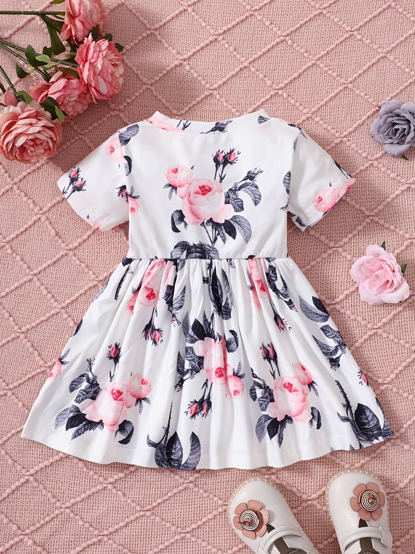 Cute Round Neckline Short Princess Dress for Girls