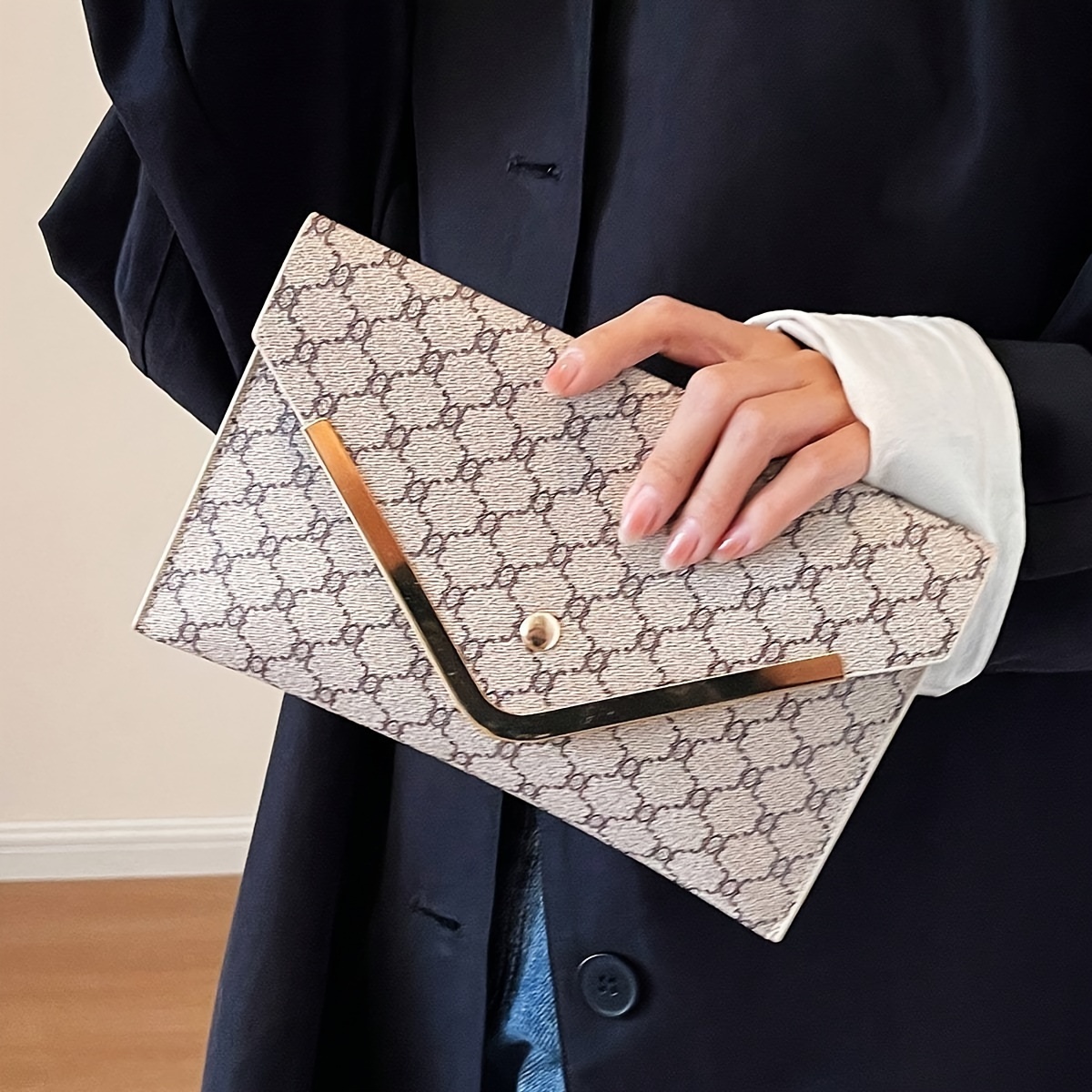 

Portefeuille D'embrayage Classique À Motif Géométrique, Sac À Main À Rabat Texturé Rétro Tendance Pour Femmes