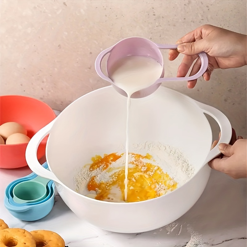 8PCS Plastic Mixing Bowl Set, includes 2 Mixing Bowl, 1 Colander