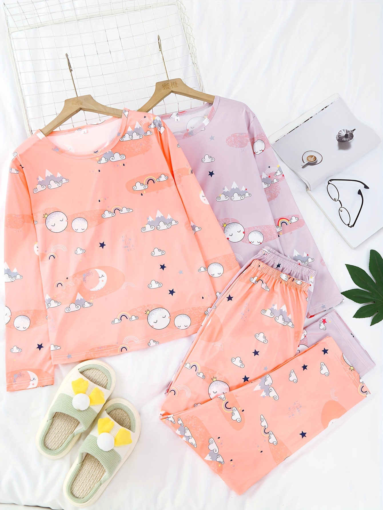 Cartoon Print Pajamas Set, Long Sleeve Crew Neck Top & Lounge Pants,  Women's Sleepwear & Loungewear