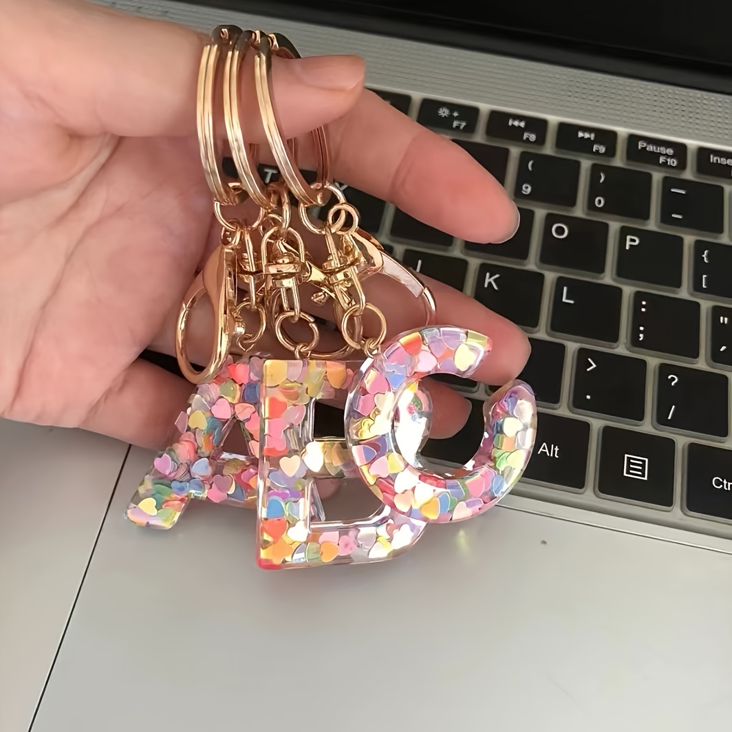 

1pc A-z Initial Heart Glitter Keychain Trendy Acrylic Letter Keyring Classic Bag Charms Hanging Pendant For Women Daily Uses