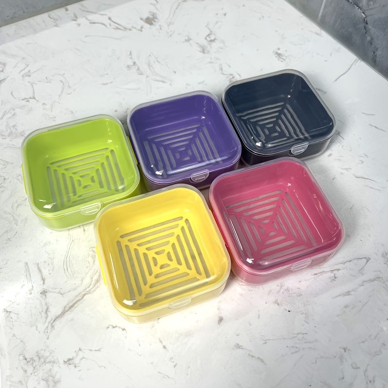 

1pc Plastic Square Soap Box, Travel Soap Container With Lid, Portable Soap Case, Sealed Dust-proof Soap Holder Box, Drain Soap Dishes For Travel Camping Gym, Travel Essentials, Bathroom Accessories