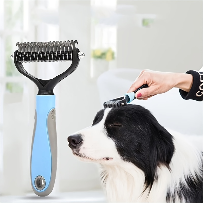 Mat comb outlet for dogs