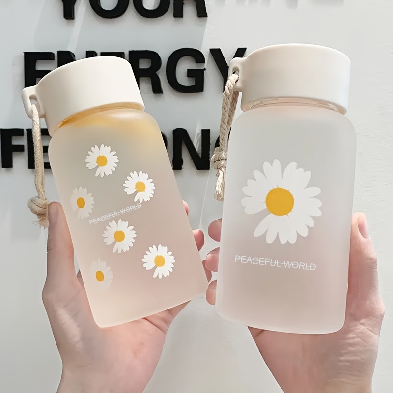 Ins Simple Fashion Small Daisy Water Bottles Summer Portable