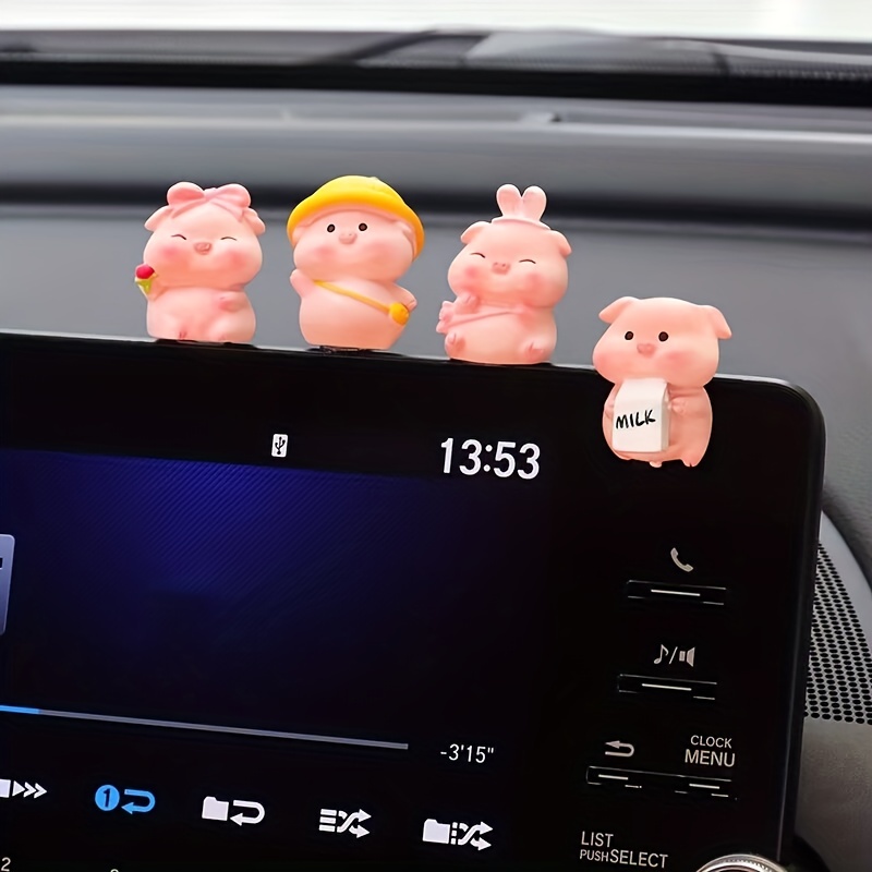 4pcs Mini Piggy Niedliche Verzierung Computerbildschirm Dekoration Display  Puppe Auto Niedliche Niedliche Mittelkonsole Auto Weiblich
