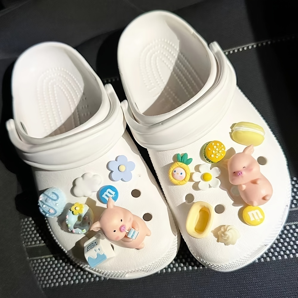 Cute Winnie Pooh Shoe Buckle for Crocs Charms Slippers Sandal Shoes  Accessories Decoration Shoe DIY Charms Kids Party Gifts