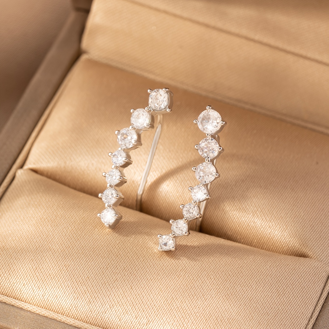 7pcs Zirconia Bridal Ear Studs Set