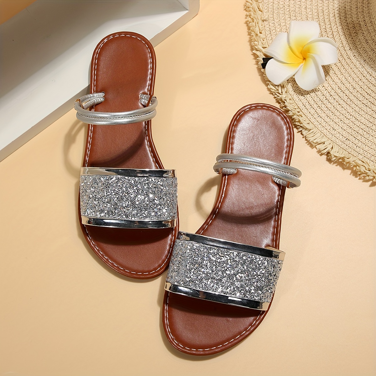 New Trendy Women And Girls Sliders Flat Slippers For Casual Look