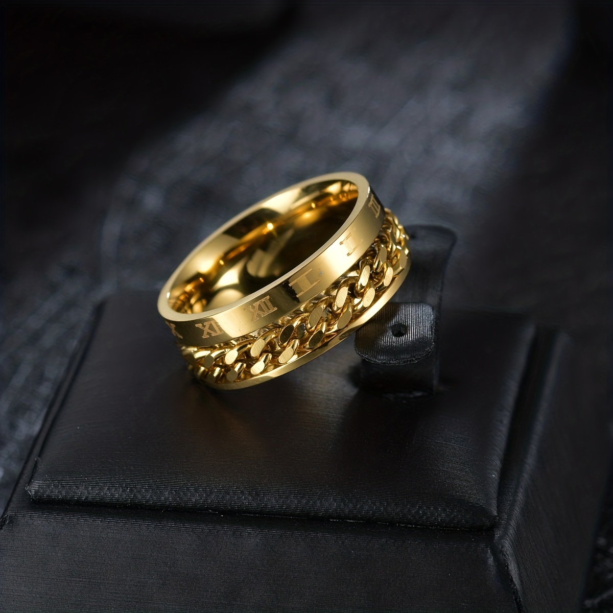 Golden Men's Numerals Spinner Chain Ring