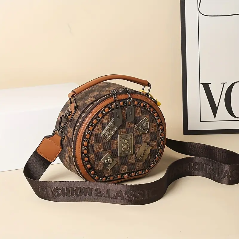 vintage round design shoulder bag classic pattern badge decor crossbody bag womens satchel bag details 0