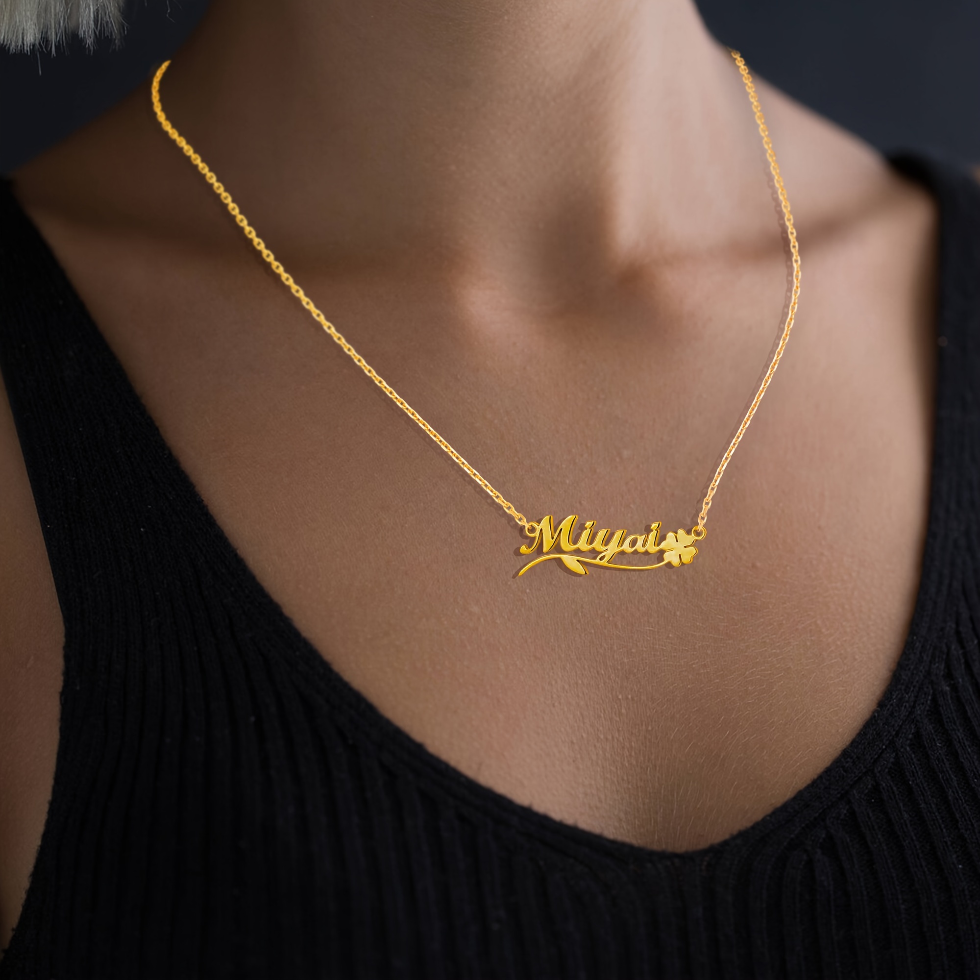 Clover Custom Name Necklace (Gold)