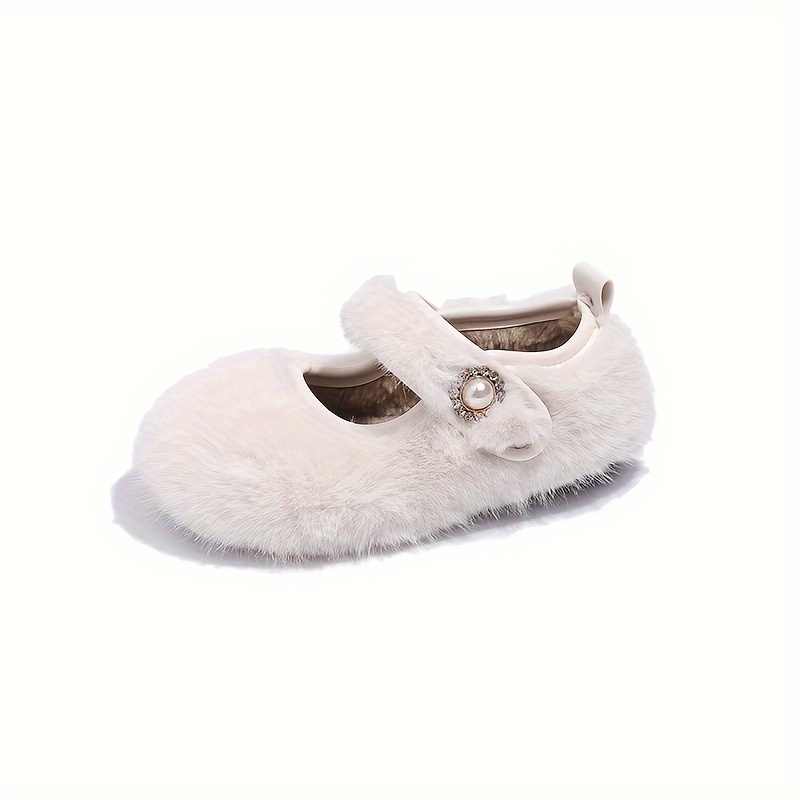 komto Girl Shoes For Indoor Wear Soft Fur Shoe Winter Warm Slipper Women  Soft Furry Plush Shoes For Both Adult And Big Kids Light Pink Color (UK  Size 6) Slip On Sneakers