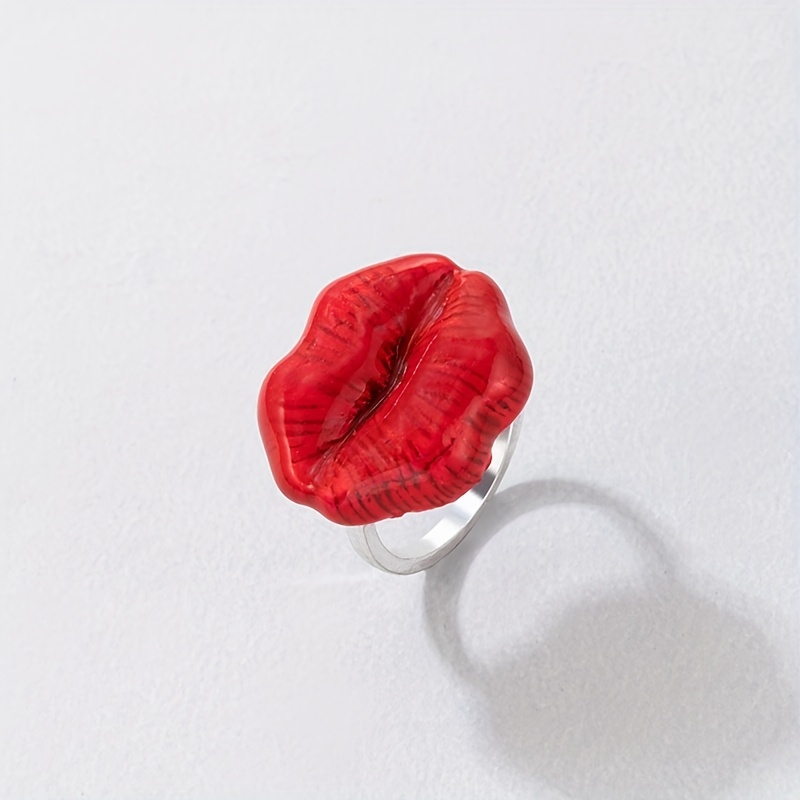 Lip shape deals ring