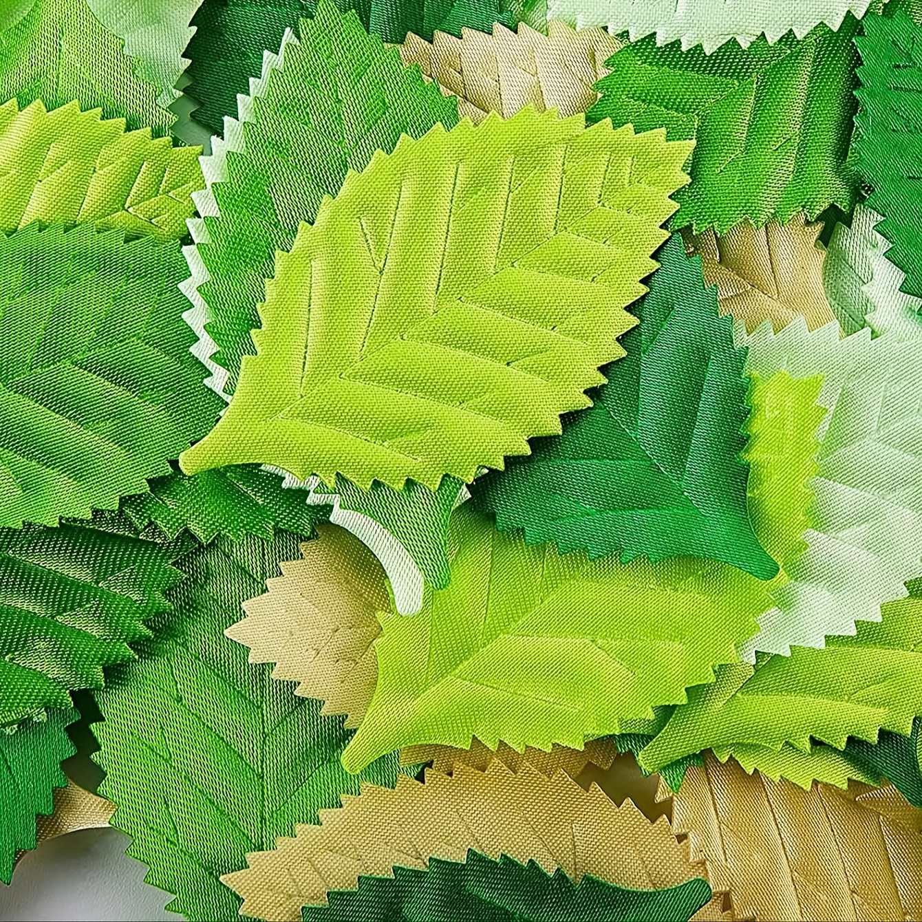 

100/200pcs Simulation Tree Leaves, Colorful Desktop Scattering Decoration, Party Scattering Decoration Leaves