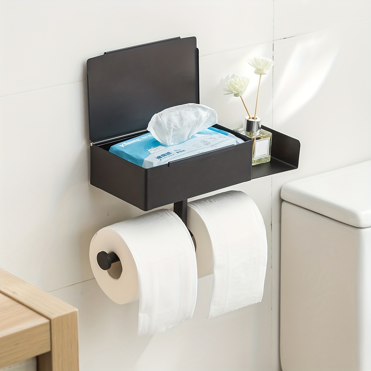 Dijianong Soporte de papel higiénico montado en la pared,  estante de papel higiénico de plástico, bandeja de papel higiénico para  toallas de baño, organizador de baño (color: azul) : Herramientas y