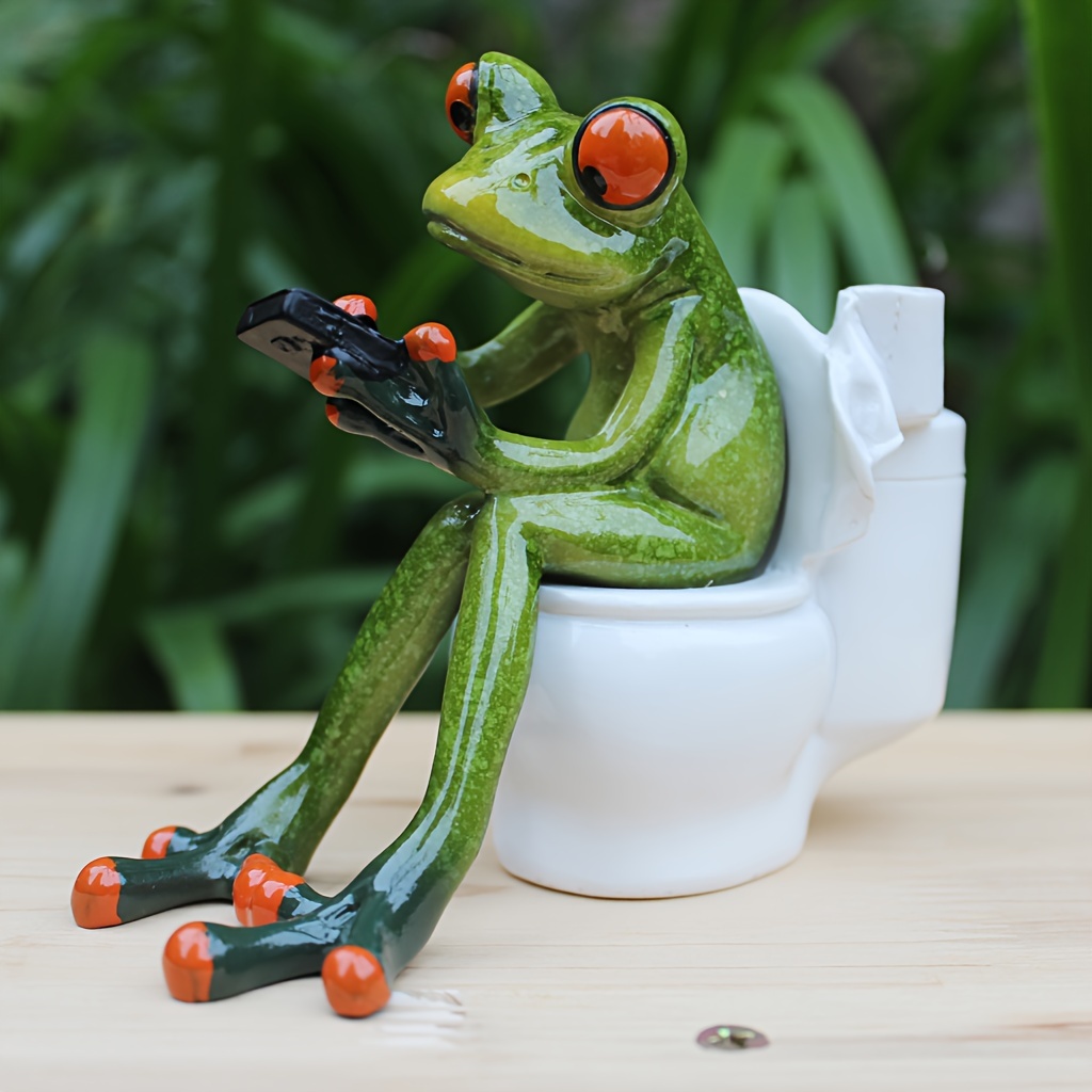 Bathroom Decor Resin Leggy Frog Figurine Frog On The Toilet