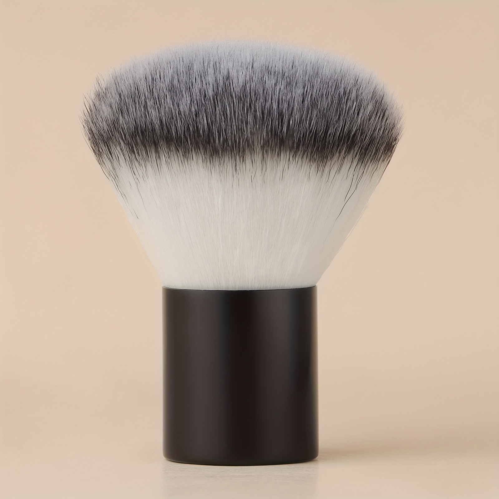 

Fluffy Kabuki Brush 1pc Makeup Brush For Perfect Foundation, Bronzer, Highlighter, And Blush Application