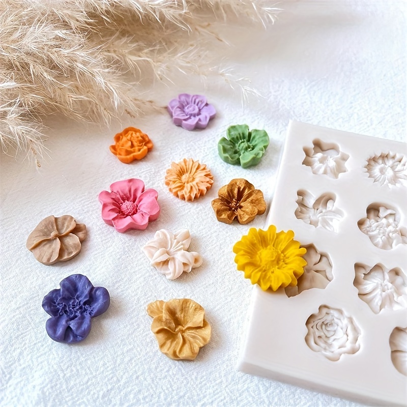 KEOKER Moldes de arcilla polimérica de flores, 1 unidad para  hacer joyas, moldes de arcilla polimérica para decoración de aretes (flor  mediana) : Arte y Manualidades
