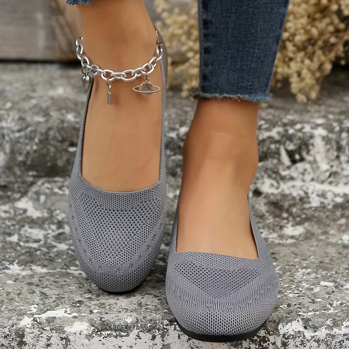 Womens wide flat on sale shoes