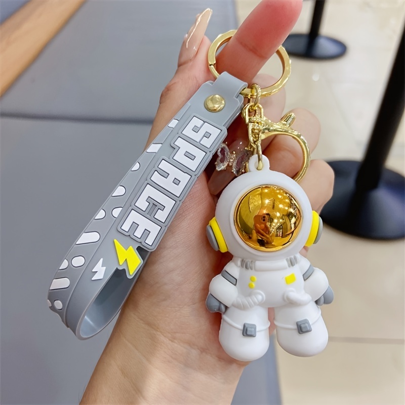 Fashion Cartoon Space Astronaut Keychain Female Cute Creative Epoxy  Astronaut Key Chain Ring Bag Charm Pendant Birthday Gift