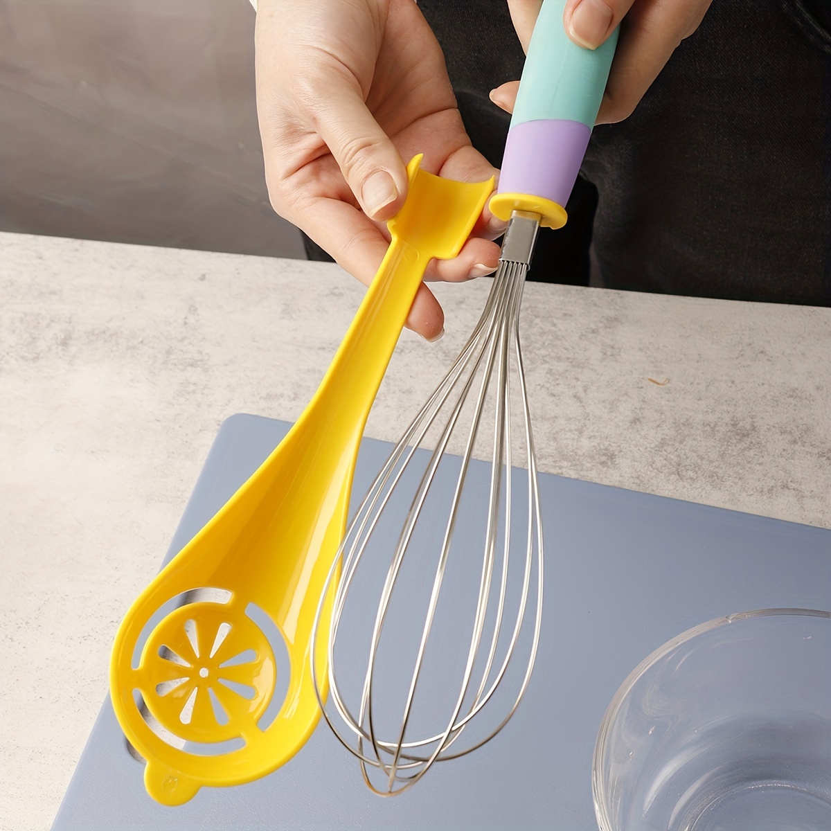 Rotary Egg Beater Kitchen Tool