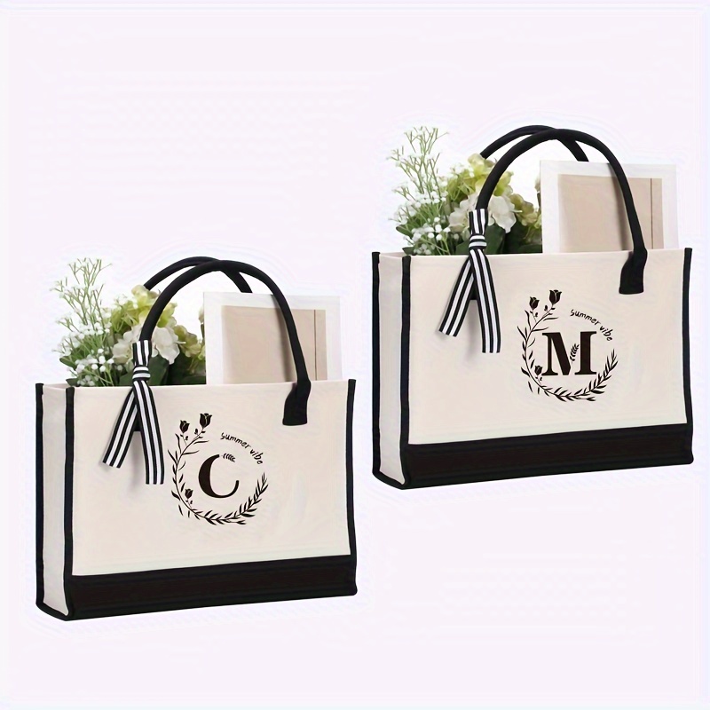 Event Blossom Personalized Geo Heart Design Tote Bag with Script Name