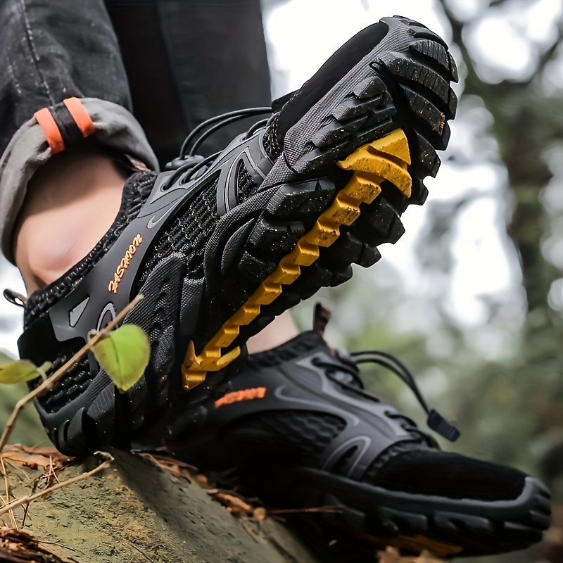 Scarpe da hotsell trekking leggere