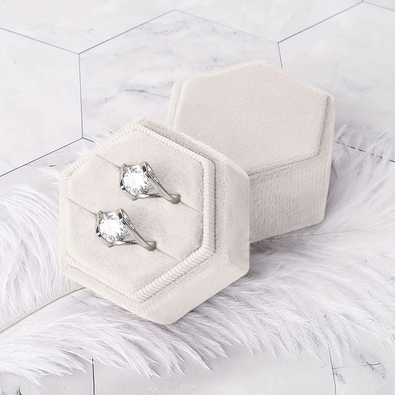 Hexagonal Velvet Flannel Ring Box for Jewelry Storage