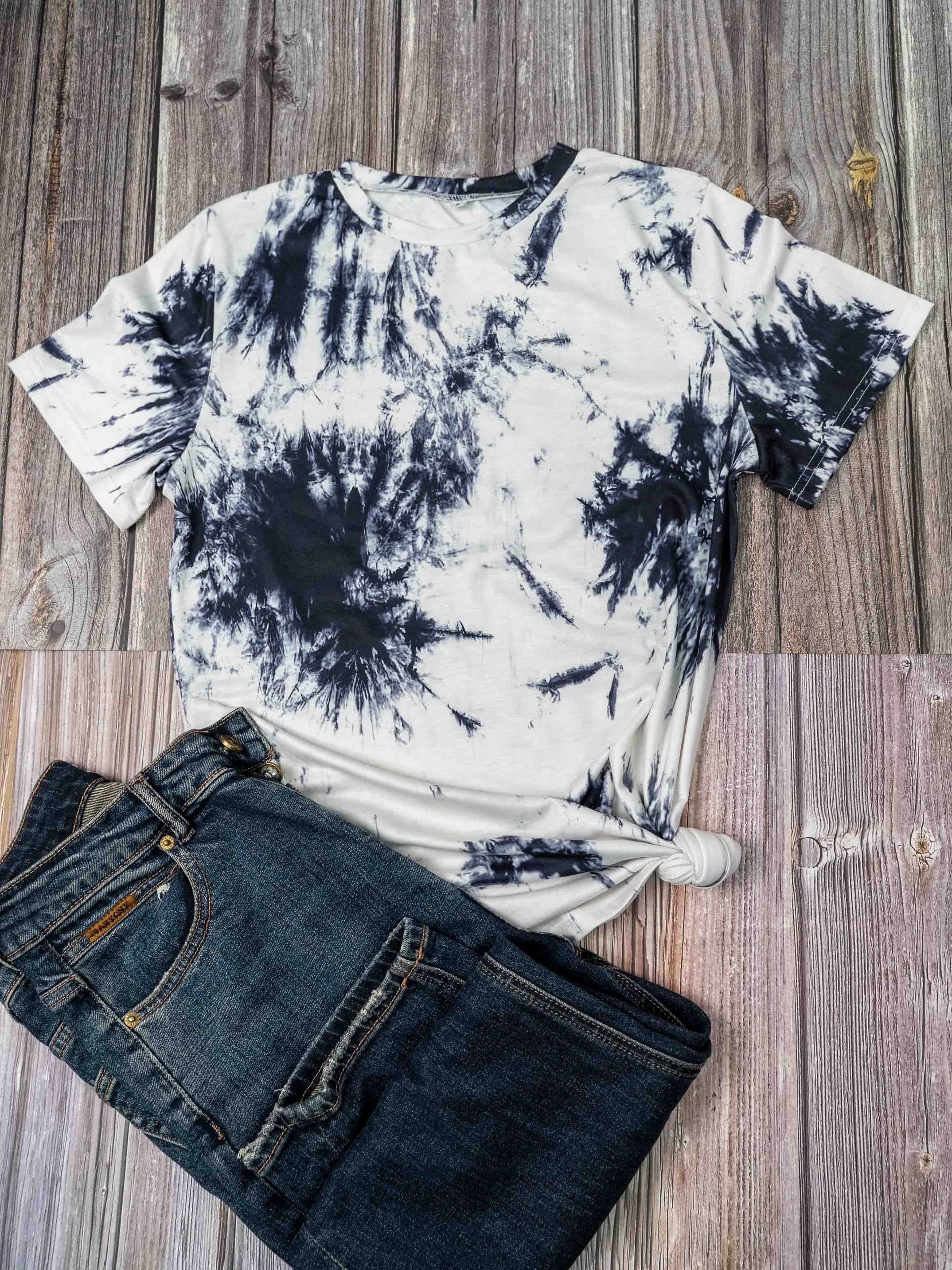 Unisex Blue & White Tie-Dye Print Relax Shirt