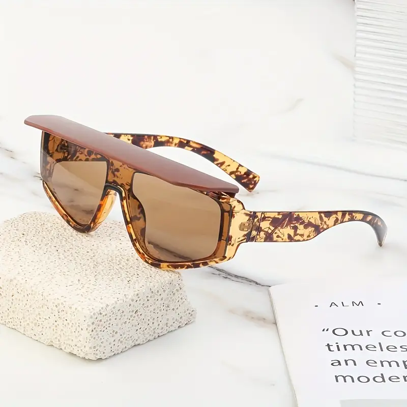 2023 New Trendy Fashionable Sunglasses With Hooded Curtain For Men