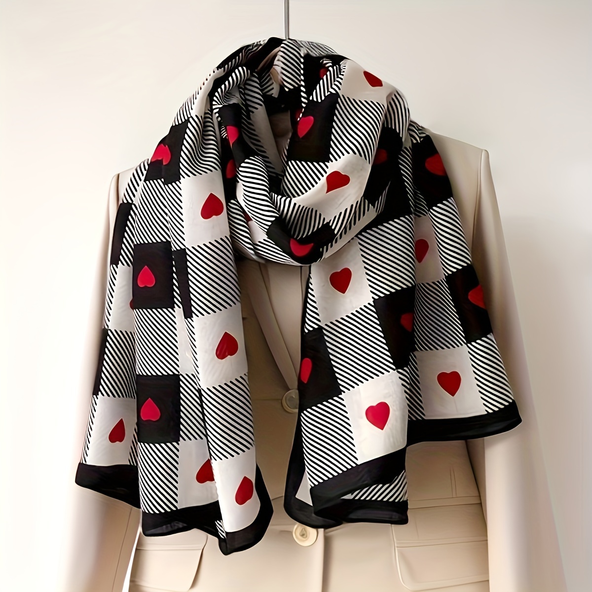 

1pc Élégant Foulard en Viscose pour Femme, 100% Tissé Carré à Carreaux avec Motif Coeur, Châle Décontracté Extérieur Coupe-Vent Chaud, Idéal pour , Fête, Vacances, Cadeau de Saint-Valentin