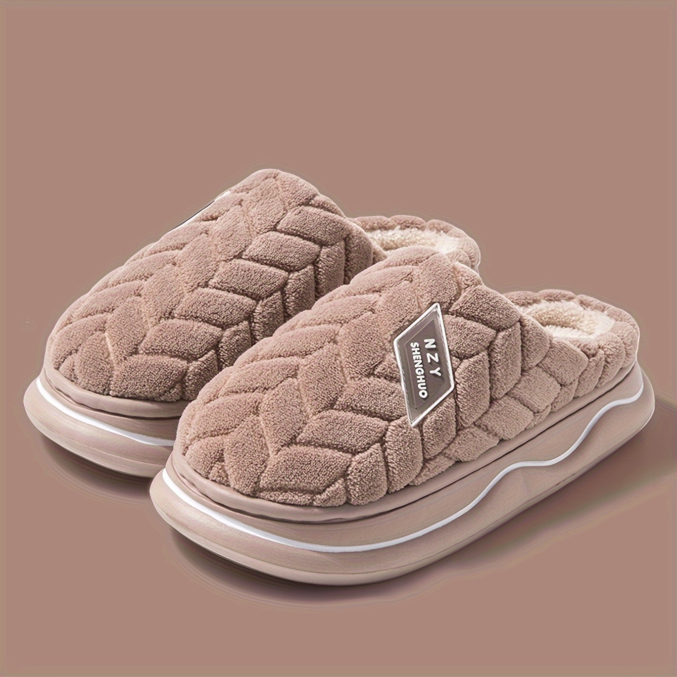 Men's Home Slippers For Autumn And Winter, Featuring A Warm Closed Toe Design, Plush Thick , Non-slip, And A Comfortable Feel, Suitable For Couples.