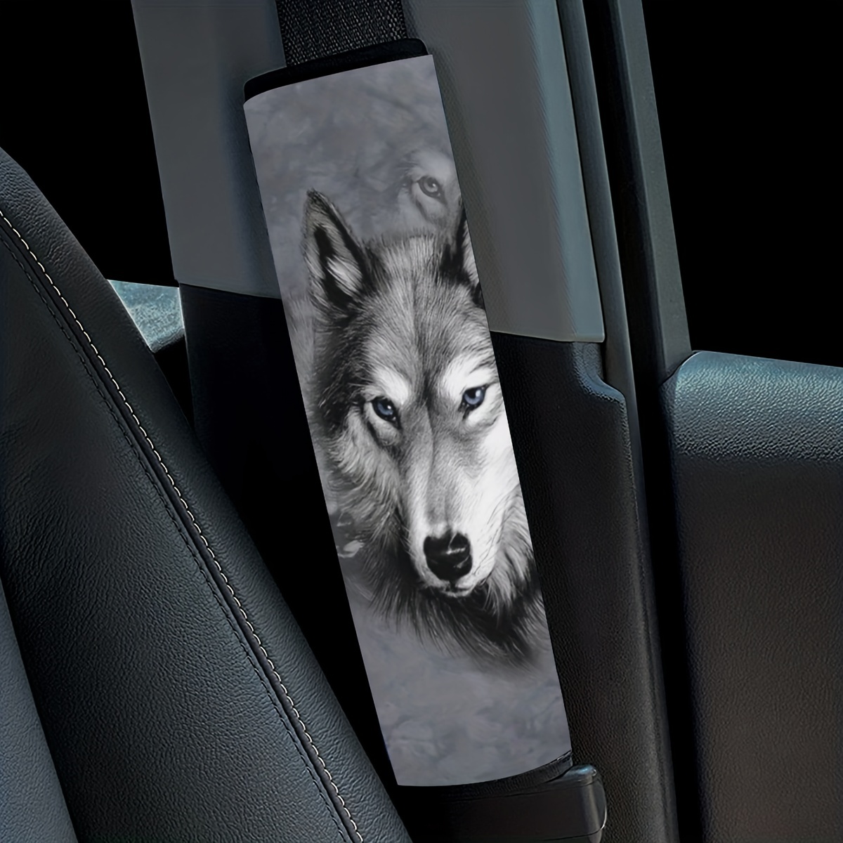 

1pc Big Gray Wolf Print Car Shoulder Protector