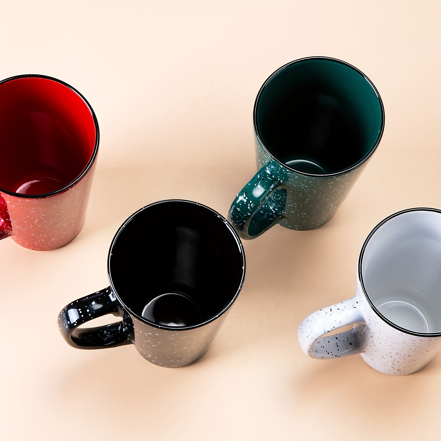  Serami Juego de tazas de café originales de 11 onzas color  crema, tazas de cerámica ideales para juego de cocina, viajes y té  caliente, taza retro de casa de gofres con