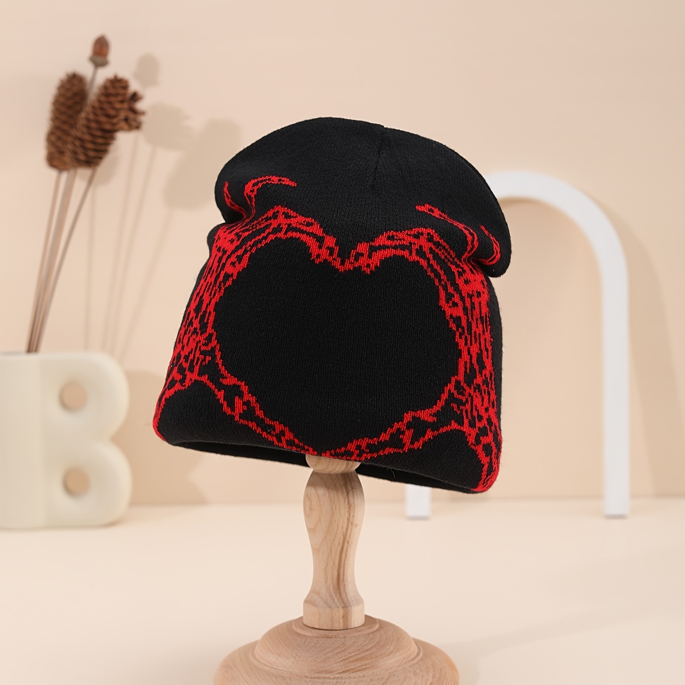 heart graphic beanie black simple skull cap casual knit hats  display picture 1
