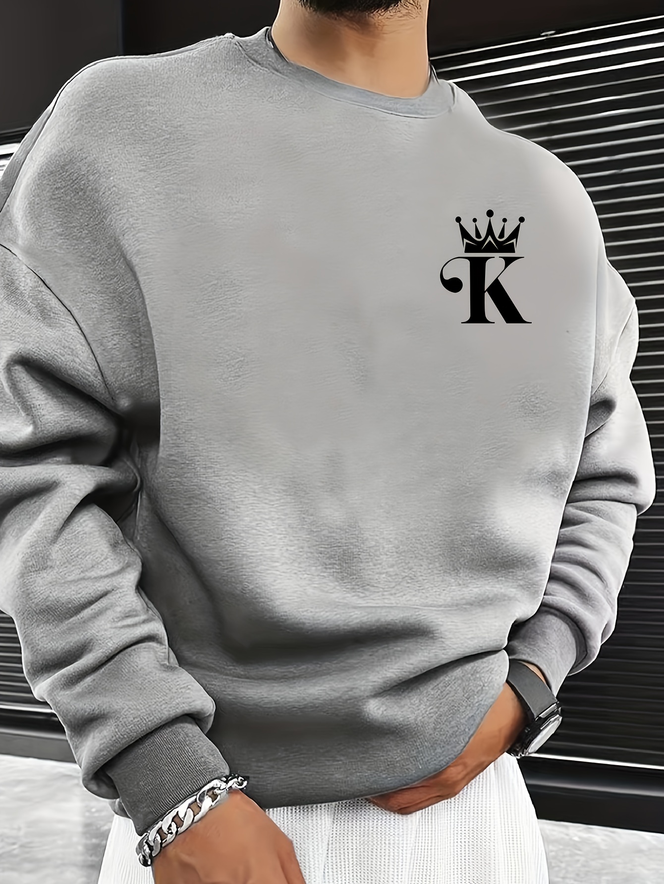 Letter K With Crown Print Trendy Sweatshirt, Men's Casual Graphic