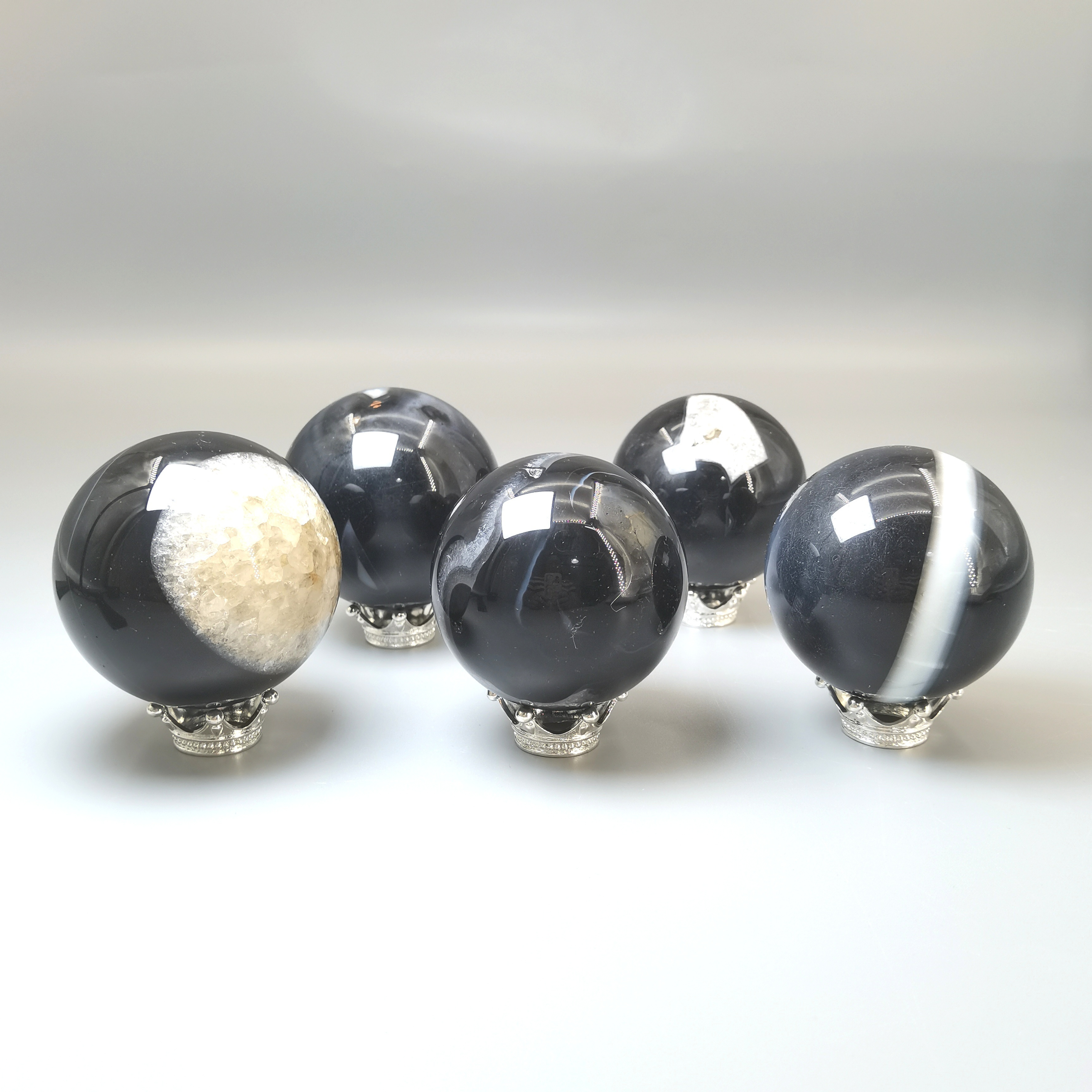 1PC Natural Crystal Agate Ball Reiki Healing Stone Energy Meditation Stone