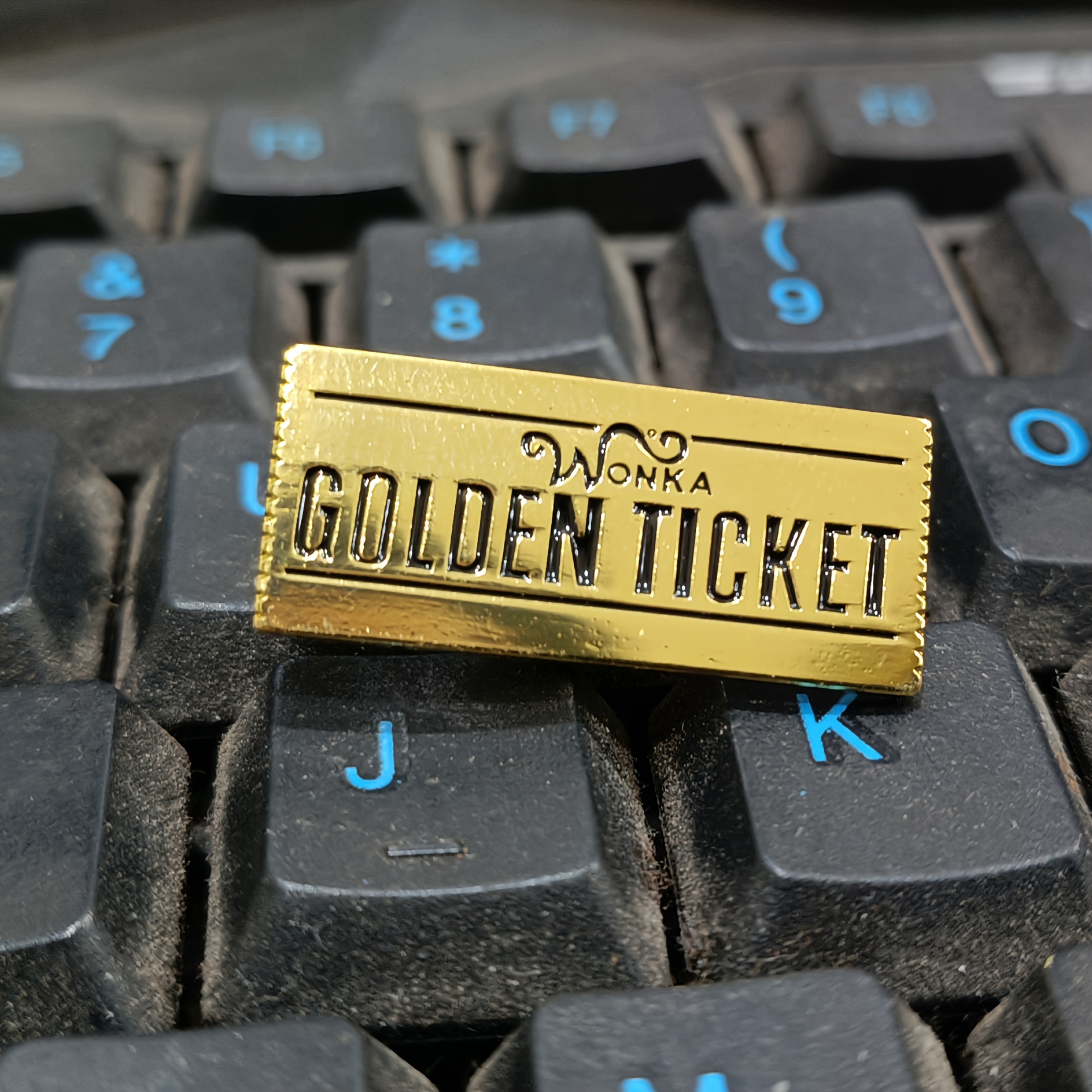 Cartoon Golden Ticket Enamel Brooch Pin, Lapel Alloy Pins Brooches Badges,  Exquisite Accessories Christmas Gifts
