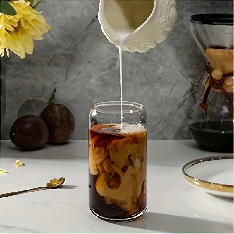  DESIYUE Juego de 4 piezas: vasos de vidrio con tapas de bambú y  pajitas de vidrio, vasos con forma de lata de cerveza de 16 onzas, tazas de  café helado, lindo