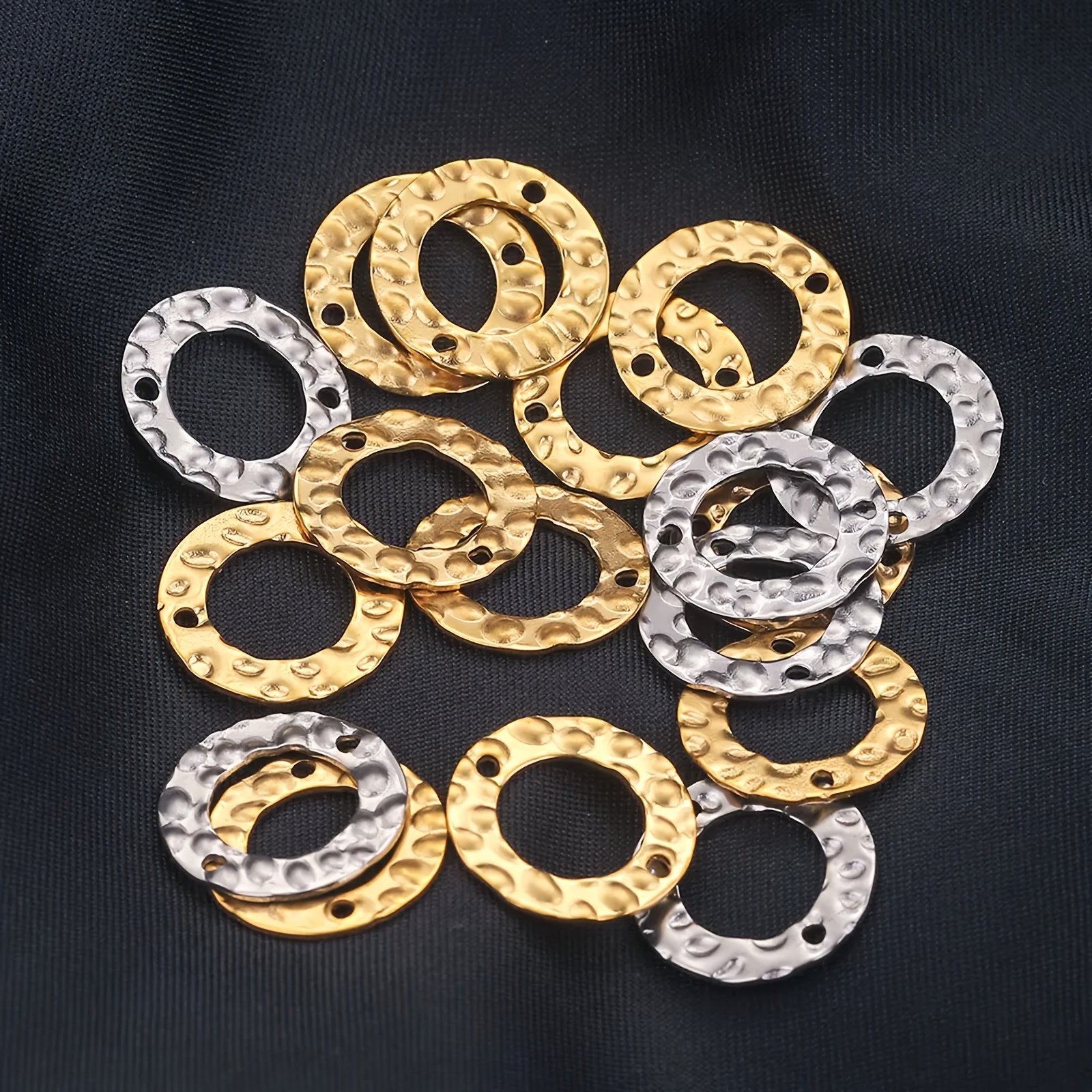 

20pcs Stainless Steel Embossed Round Sheet With Double Hole For Pendant Bracelet Necklace Accessories