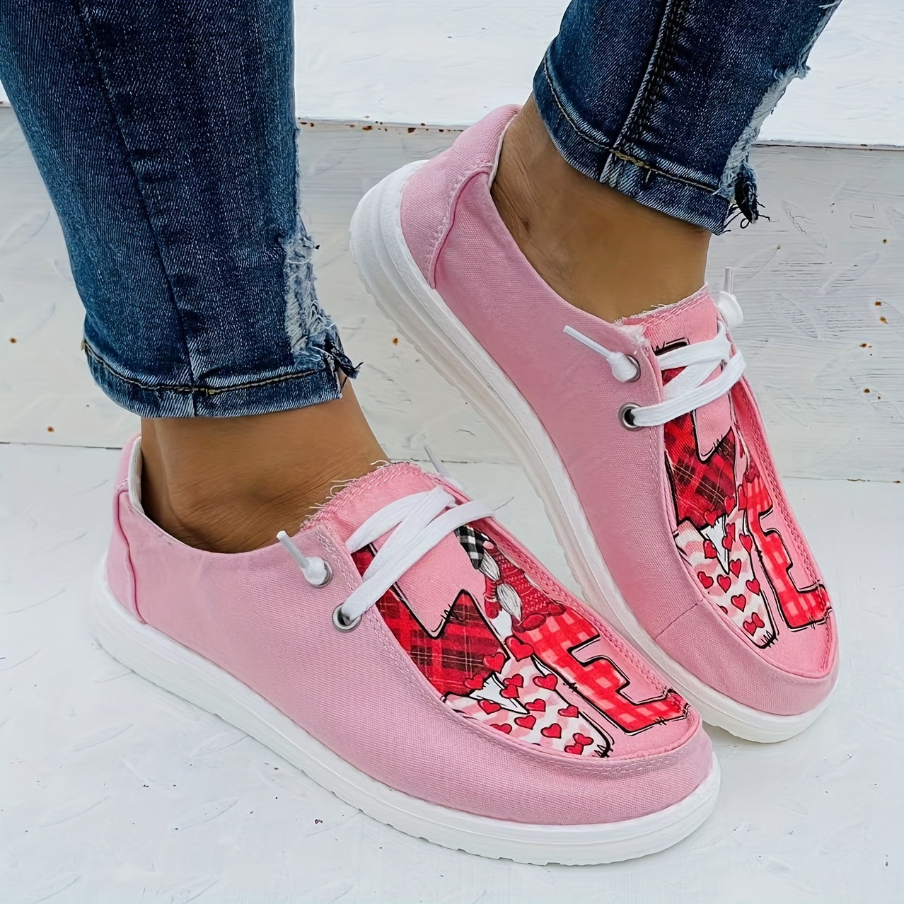 Red store flat sneakers