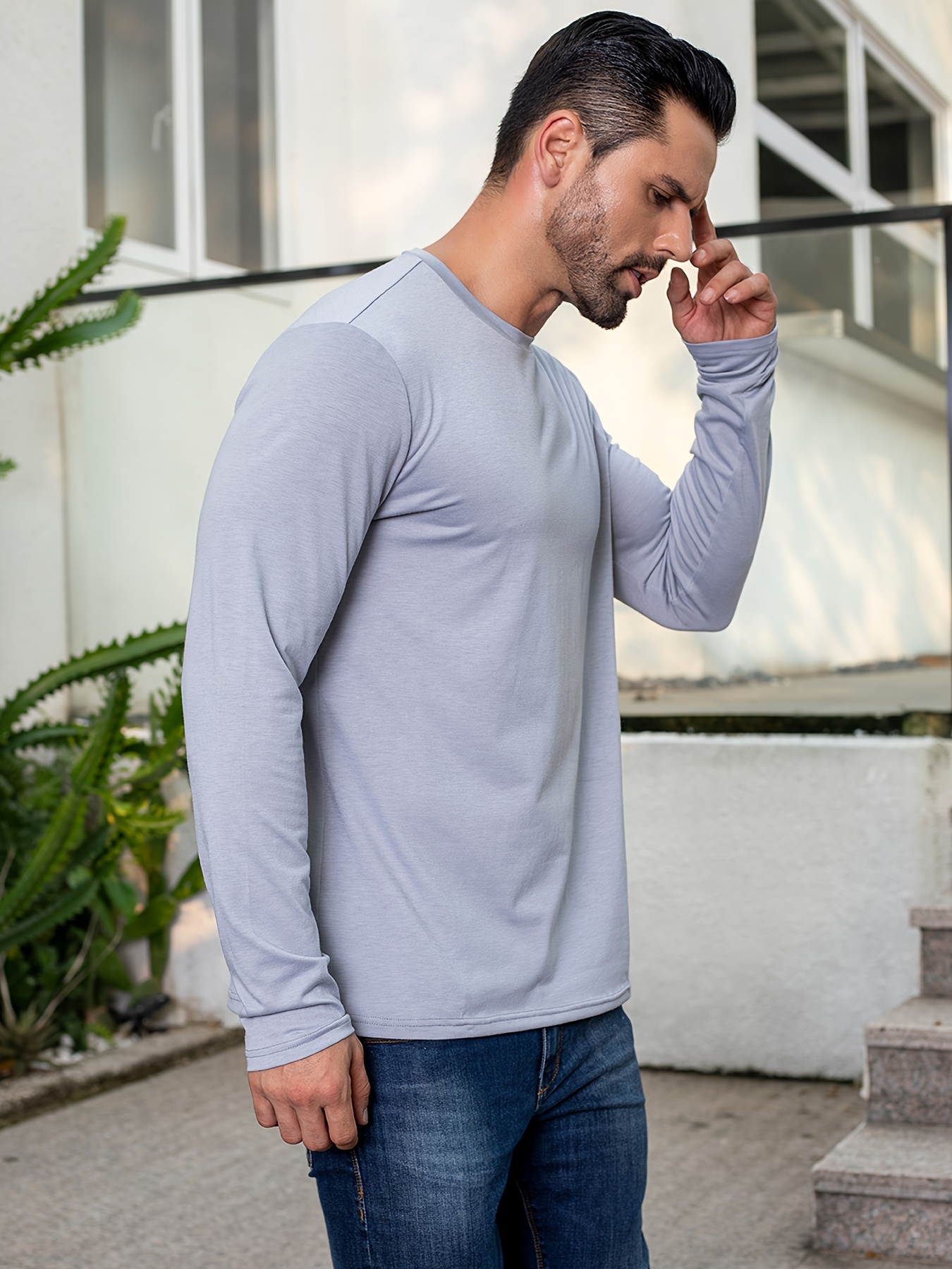 Men Grey Crew Neck Full Sleeves Casual Sweatshirt