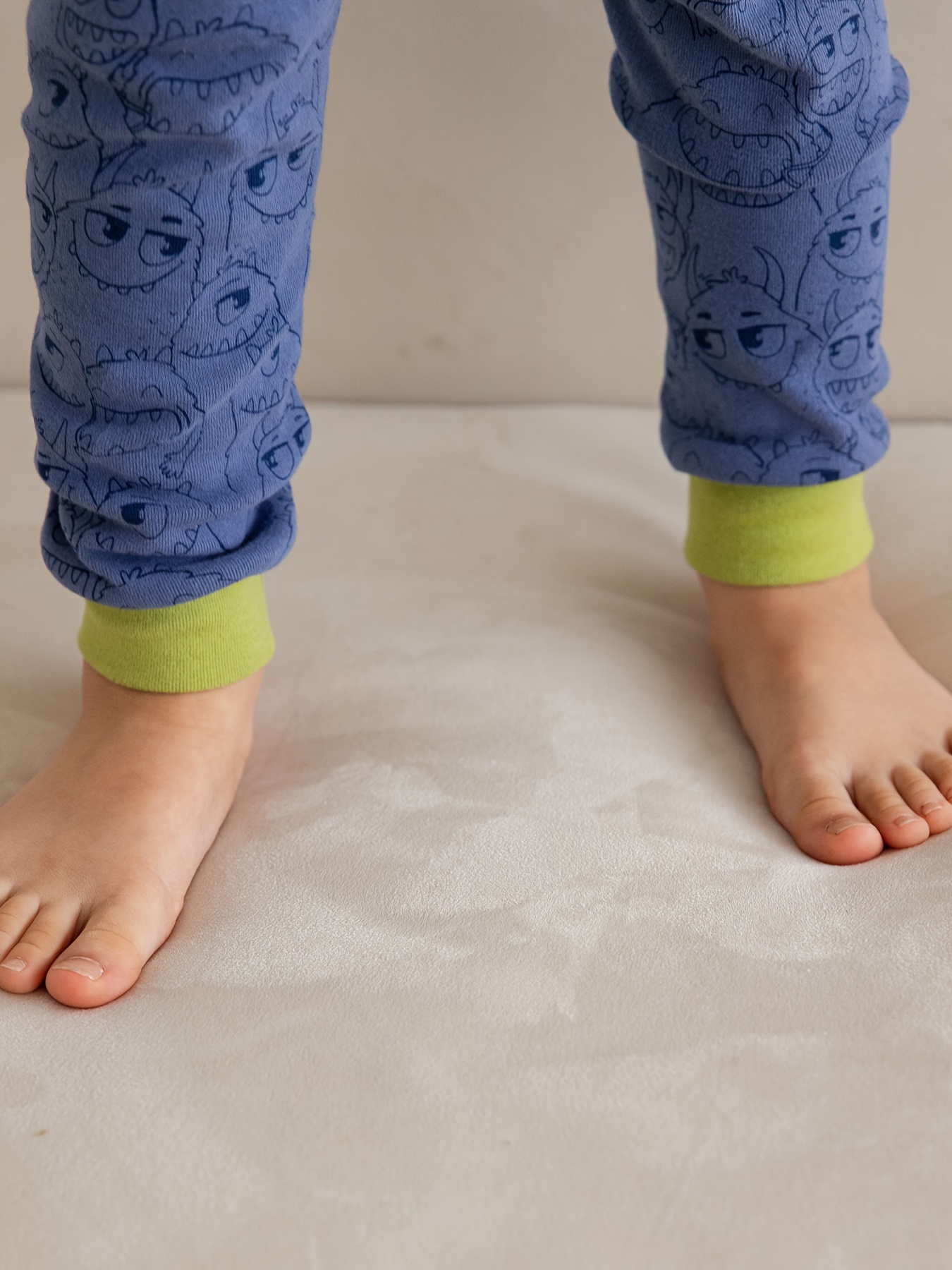 Pyjamas D'hiver Pour Garçons ; Plus Un Vêtement De Détente Épais En Velours  ; Ensemble Imprimé De Dessin Animé, Costume Pour La Maison; Couche De Base  Pour Enfants Pour L'automne Et L'hiver 