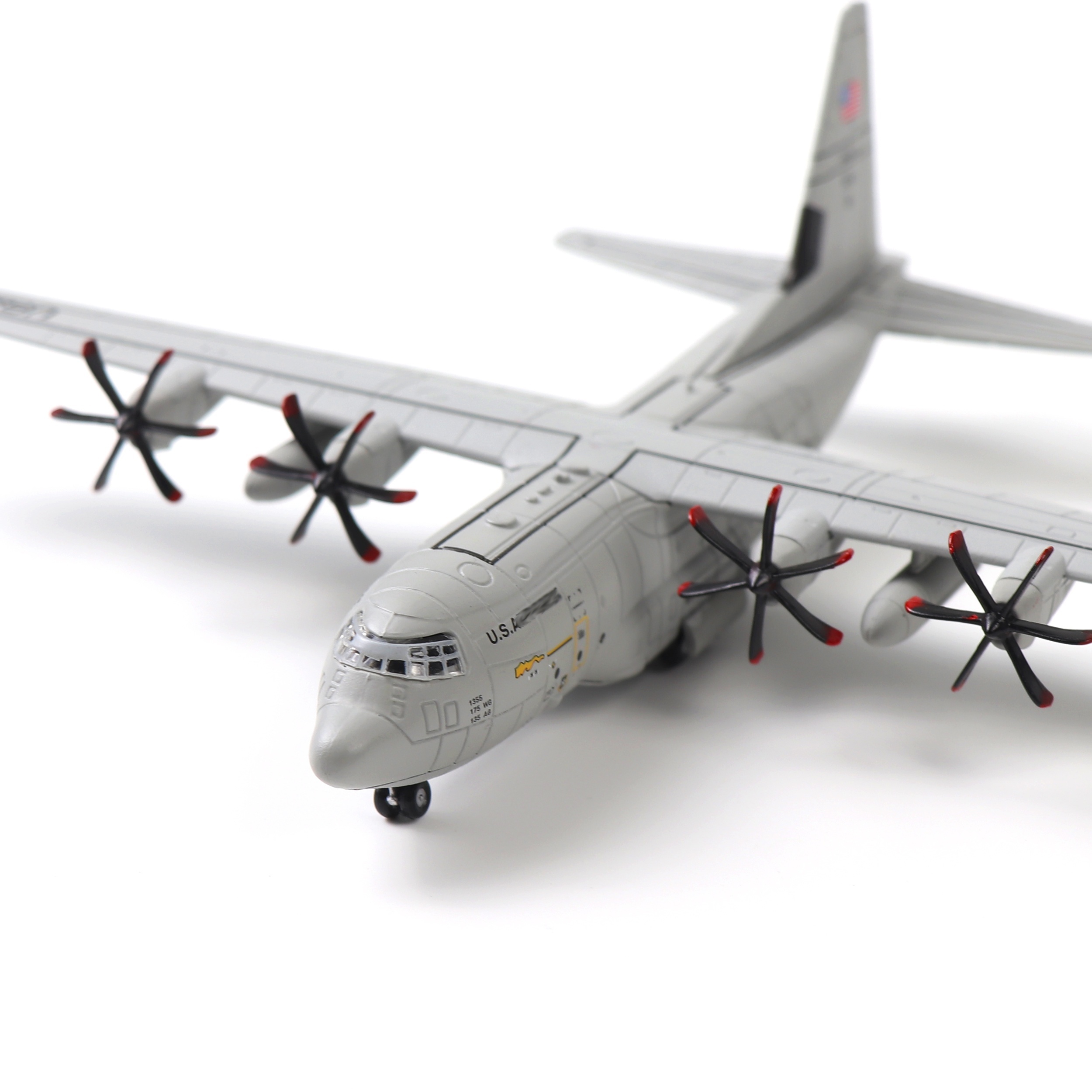 1:200 C 130J ヘラクレス輸送飛行機モデル金属ダイキャスト Aiecraft