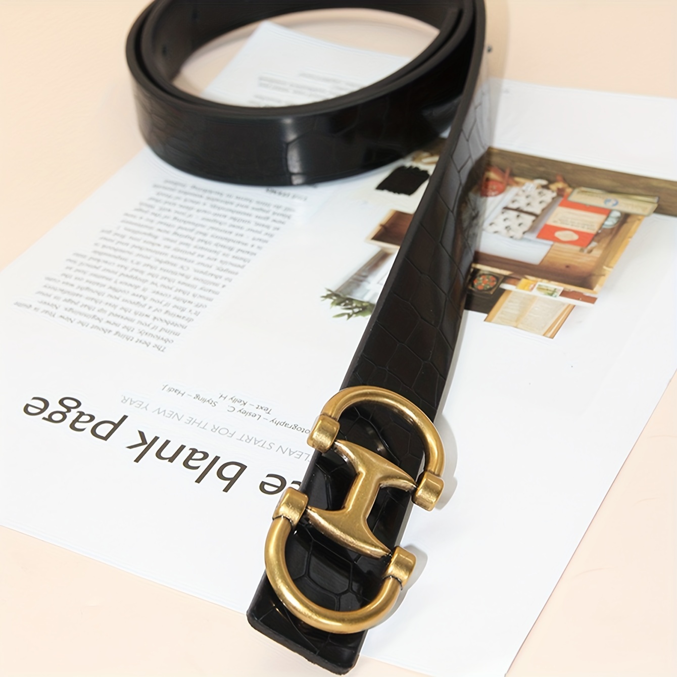 Classic leather belt with matt black H buckle - Alligator