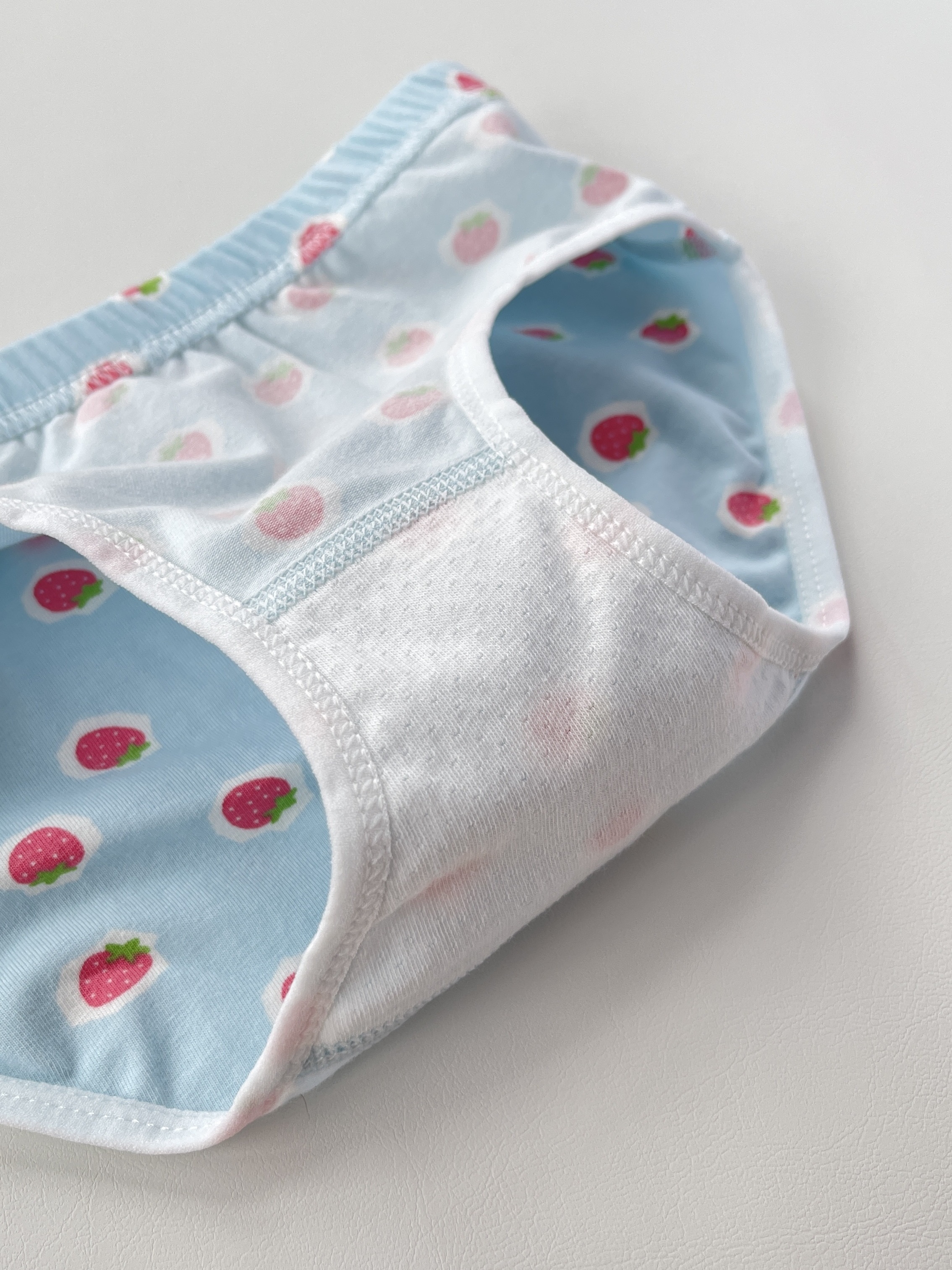 Children's Underwear Cute Strawberry Rabbit Cartoon Graphic - Temu